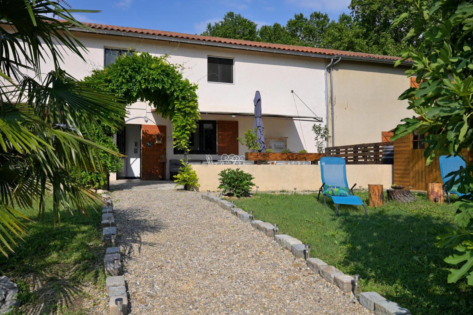 Hotel La Batisse Des Oves Le Péage-de-Roussillon Exterior foto